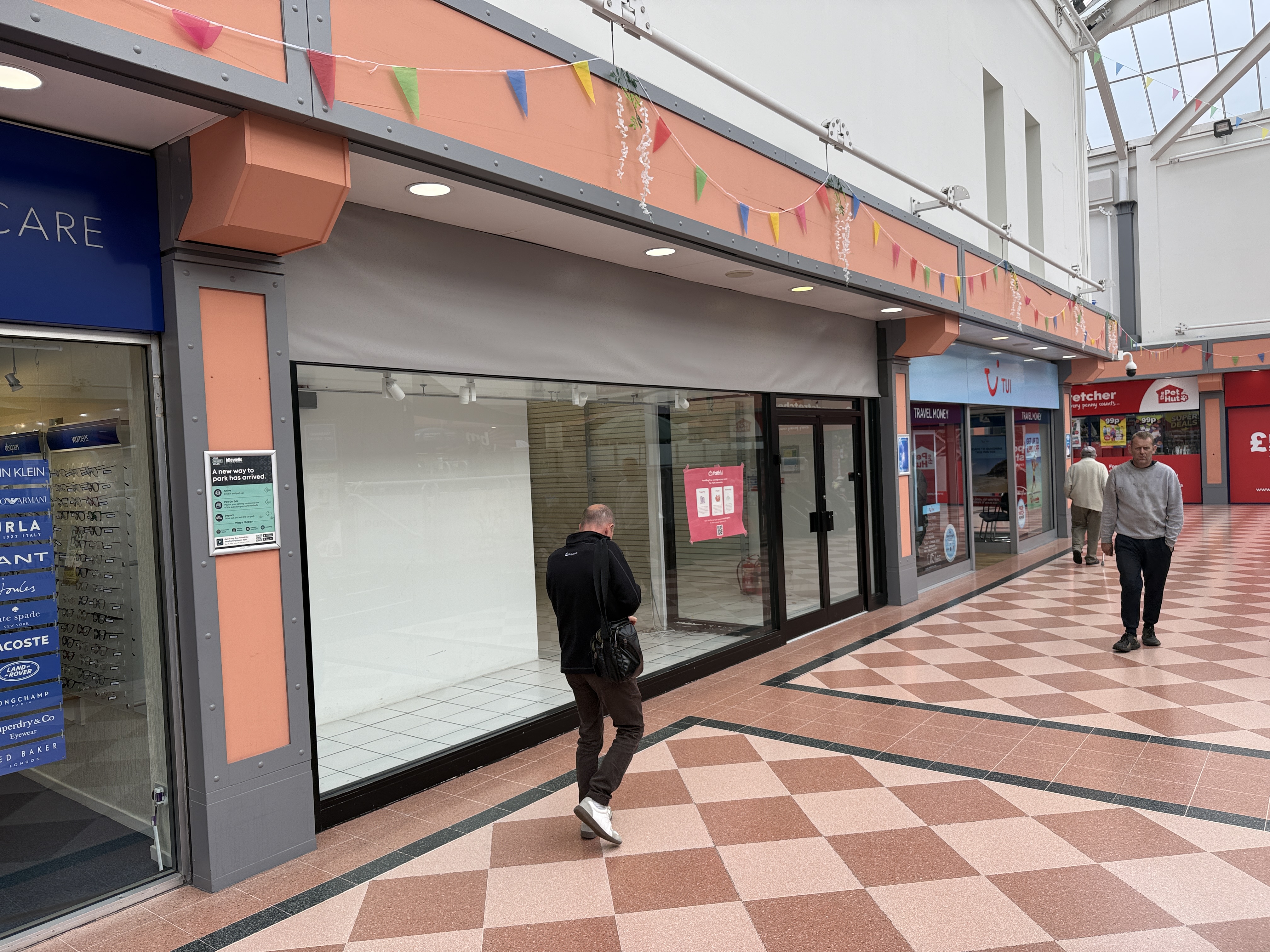 Photo of Sutton In Ashfield - Unit 8 Idlewells Shopping Centre